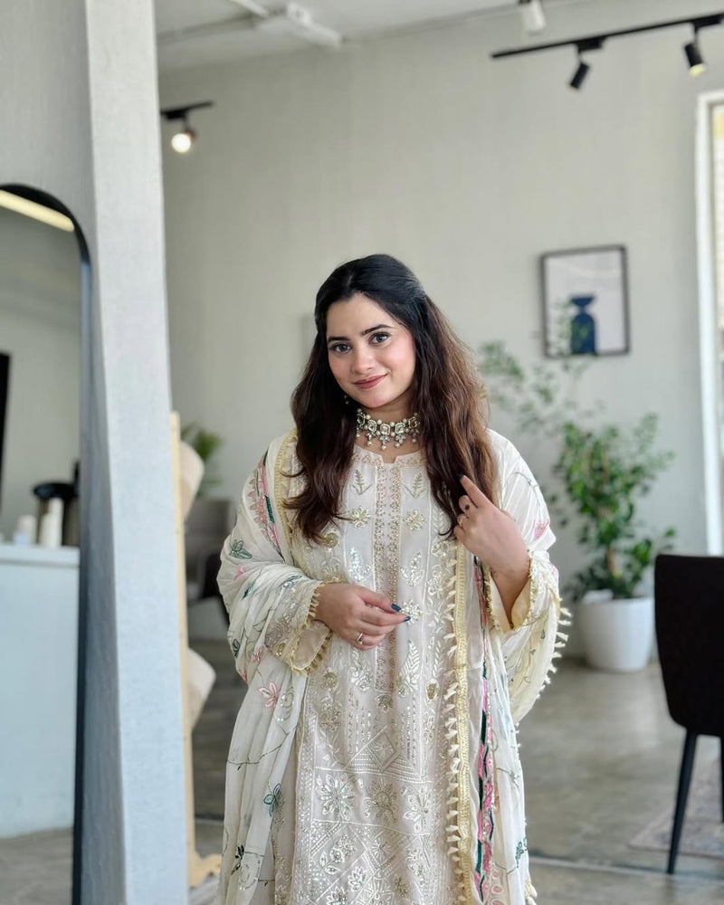 Harsha Azlam Chevron 3372 Heavy Emboridery Worked Pakistani Suits