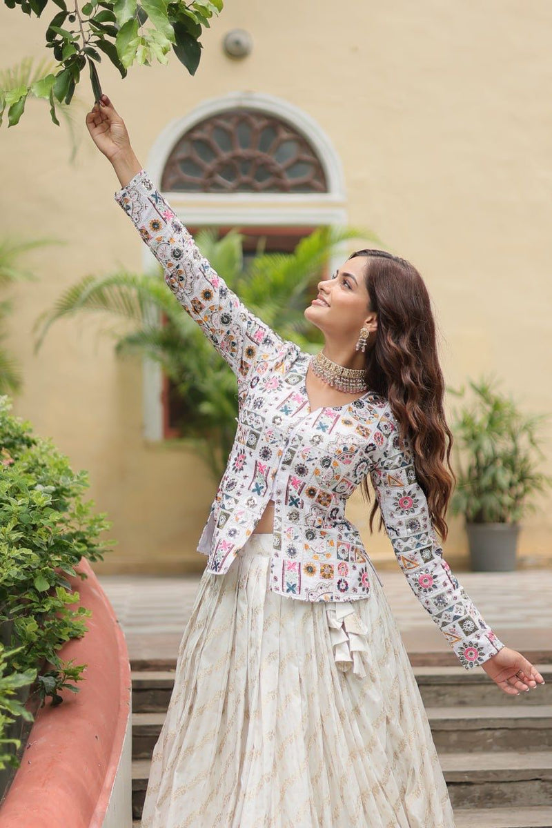 Livewear Lw 7127 Explore This Trending Fashionable Co ord Set With Rich Thread sequins Embroiderd Work