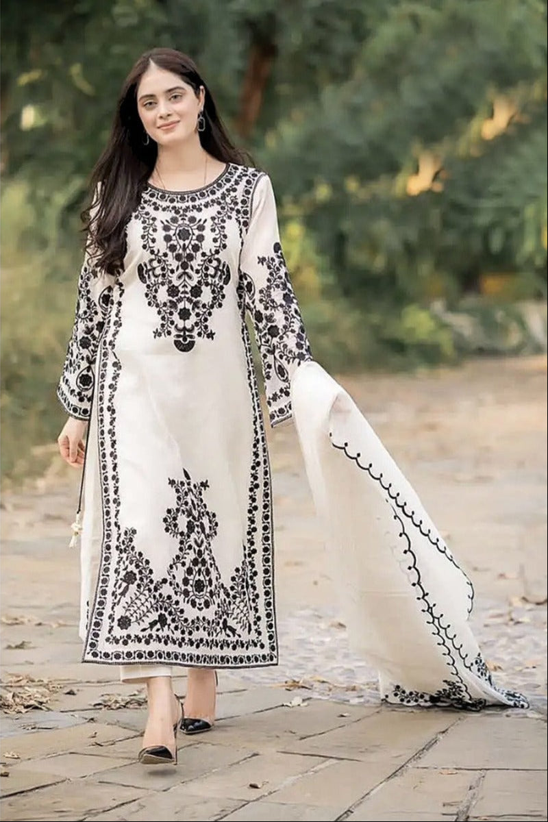 Anamsa 627 Georgette Heavy Embroidered Very Beautiful Design And Sequence Worked Pakistani Suits
