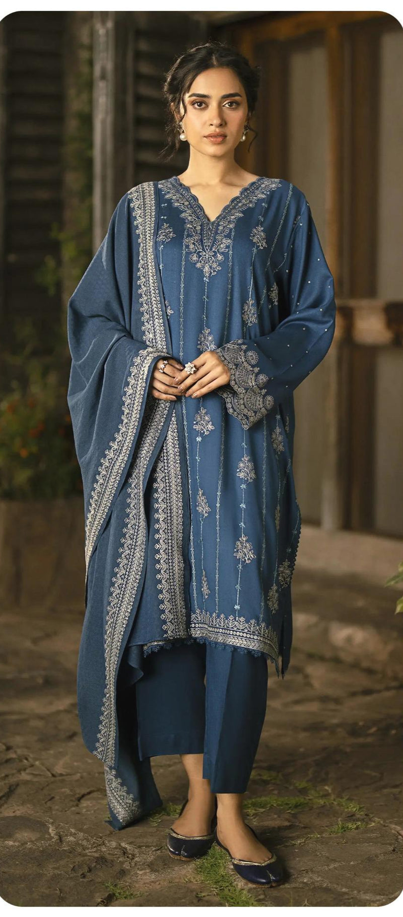 Sajida Alaya 1027 Georgette Heavy Embroidered Worked Pakistani Suits