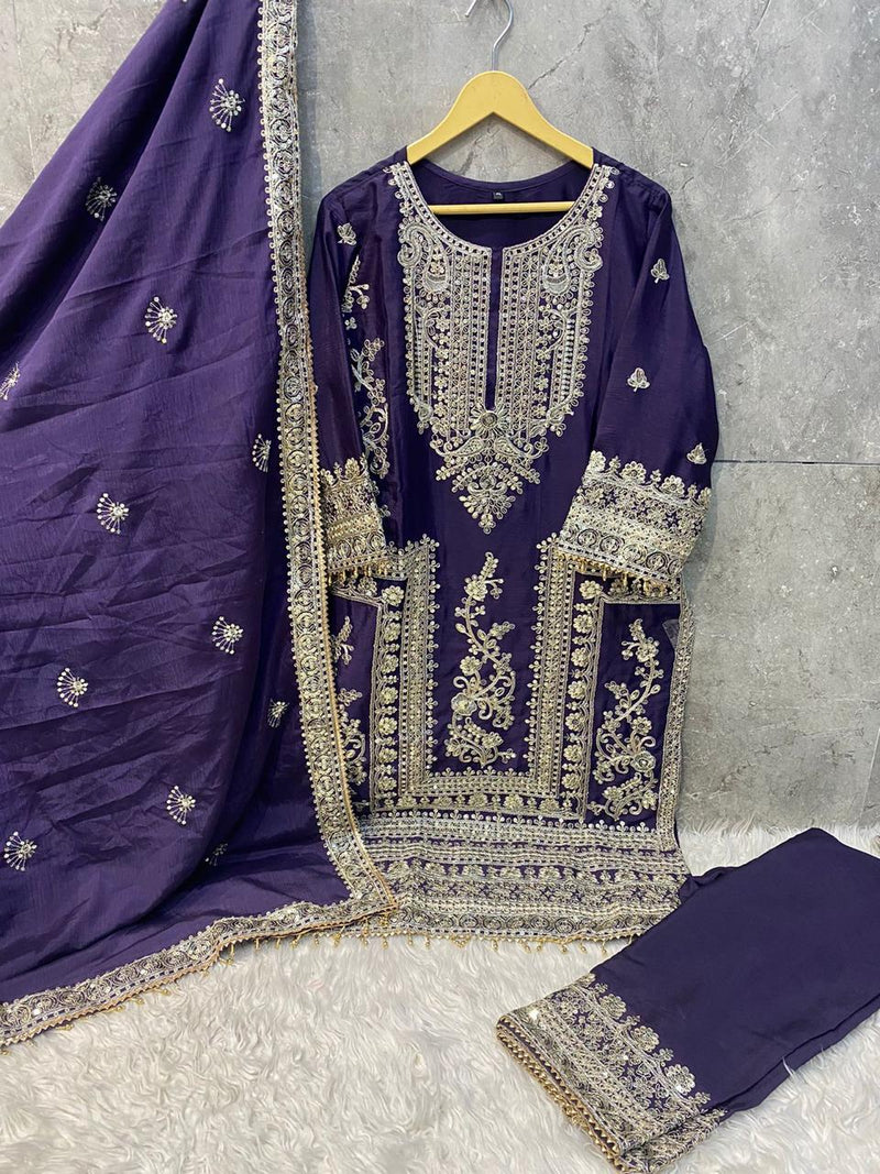 Hoor 105 D Heavy Chinon Embroidery Worked Pakistani Suits