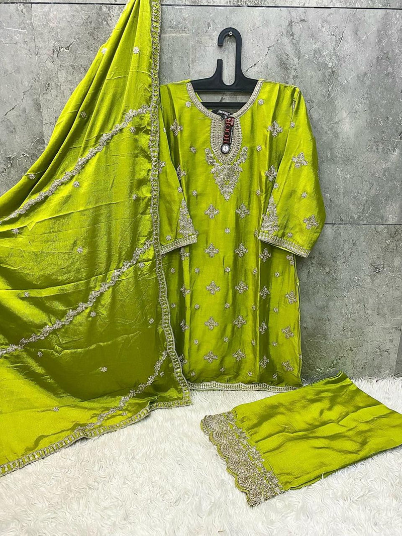 Hoor Tex 130 B Heavy Chinon Embroidery Worked Pakistani Suits