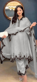 Hoor Tex 100 C Hevy Georgette Embroidery Worked Pakistani Suist