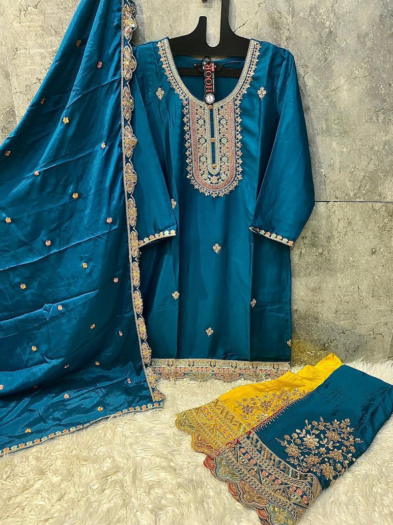 Hoor Tex 99 D Heavy Chinon Embroidery Worked Pakistani Suist