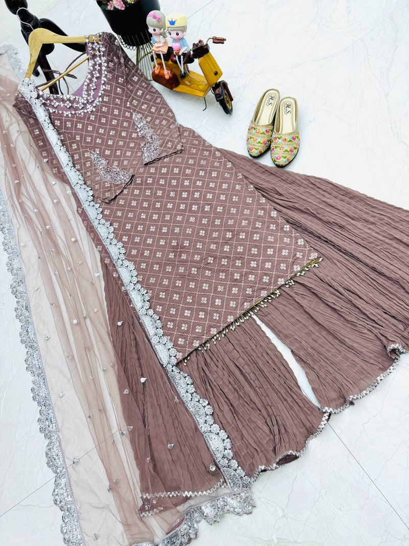 Z Series 9281 Fox Georgette Real Mirror And Siqunce Embroidery Worked Pakistani Suits