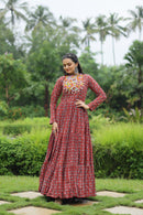 LW 9206 Printed Cotton With Kutchi Gamthi Work Gown