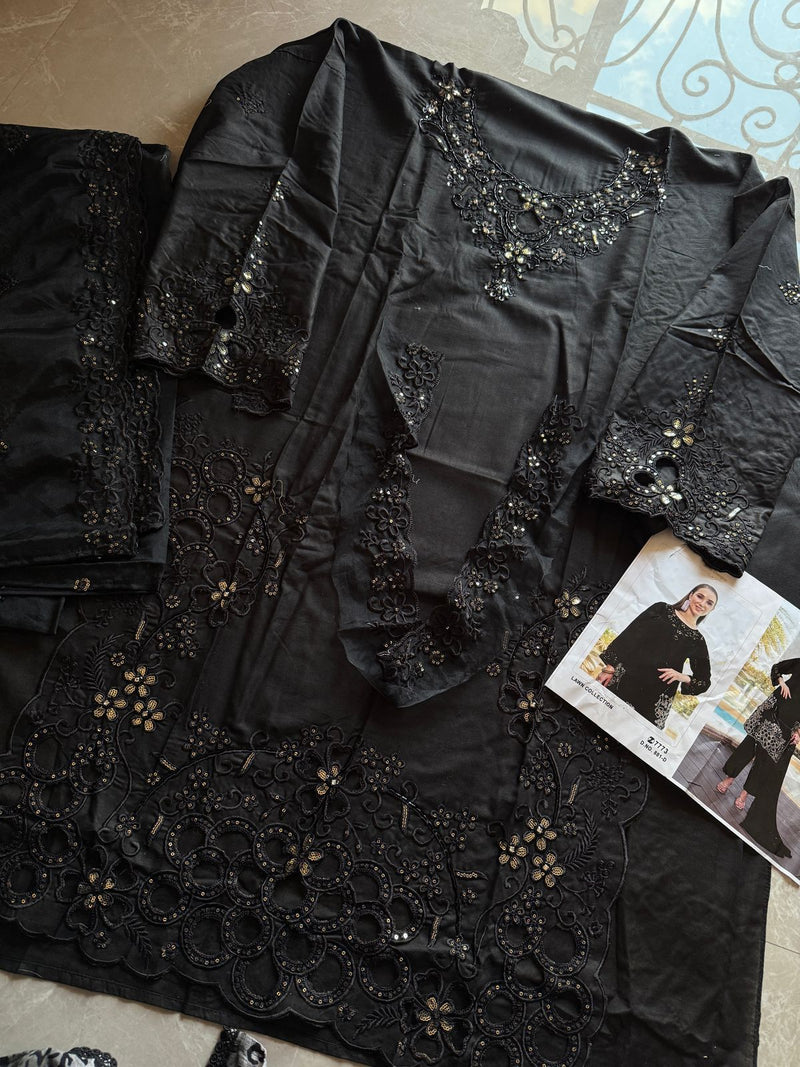 Ziaaz Designs Code 881 D Cambric Cotton Cutwork Handwork Pakistani Suits