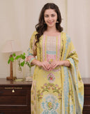 Mannat Designer 7778 Pakistani Flowers Bloom Beautifully Decorated With Digital Prints Suits Set