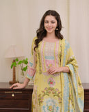 Mannat Designer 7778 Pakistani Flowers Bloom Beautifully Decorated With Digital Prints Suits Set