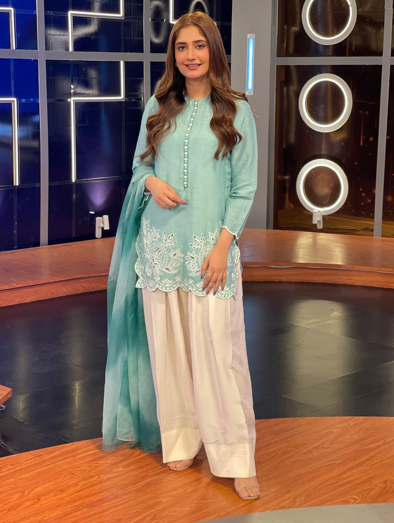 ZF 425 Designer Heavy Georgette With Embroidery Work Stylish Suits
