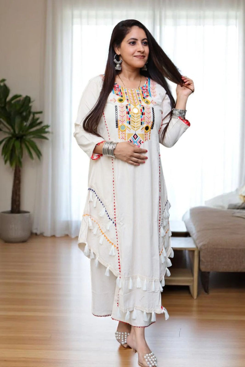 NSR 867 Premium Quality Trendy N Comfortable Cord Set