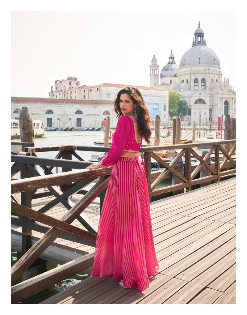 Sayuri Designer 5861 Naina Pure Viscos Jacquard Silk Indo Western Outfit