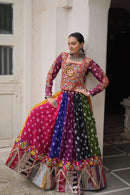 LW 7138 Georgette Print And Attractive Combination Of Wintage And Gamthi Embellished Work Navratri Lehenga