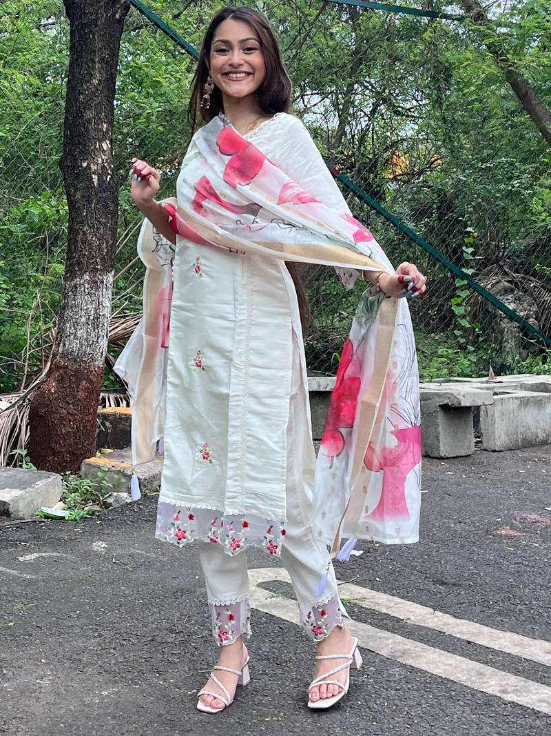 Sonu 8969 Pure Viscose Chanderi With Sequence Embroidery Work Casual Kurti