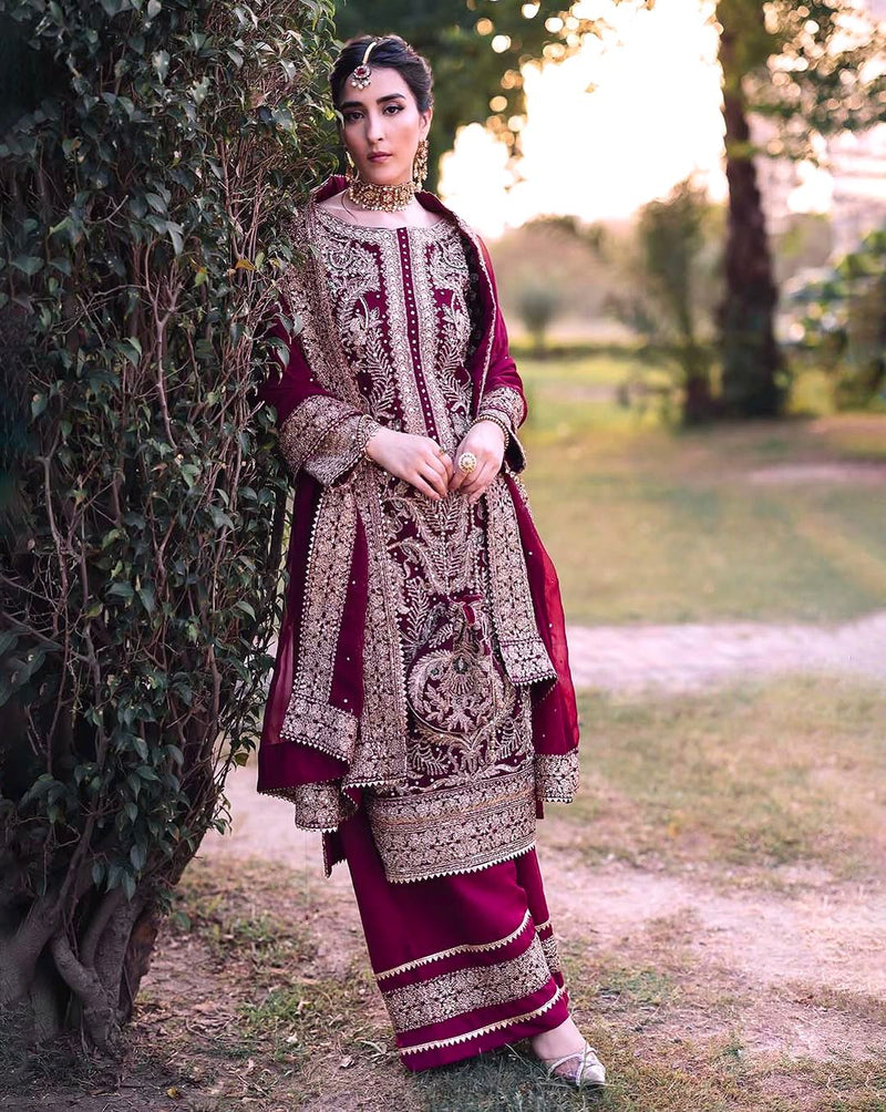 SRK 5297 Pink Chain Stitch Embroidery Sequence Work Designer Party Wear Look Suits