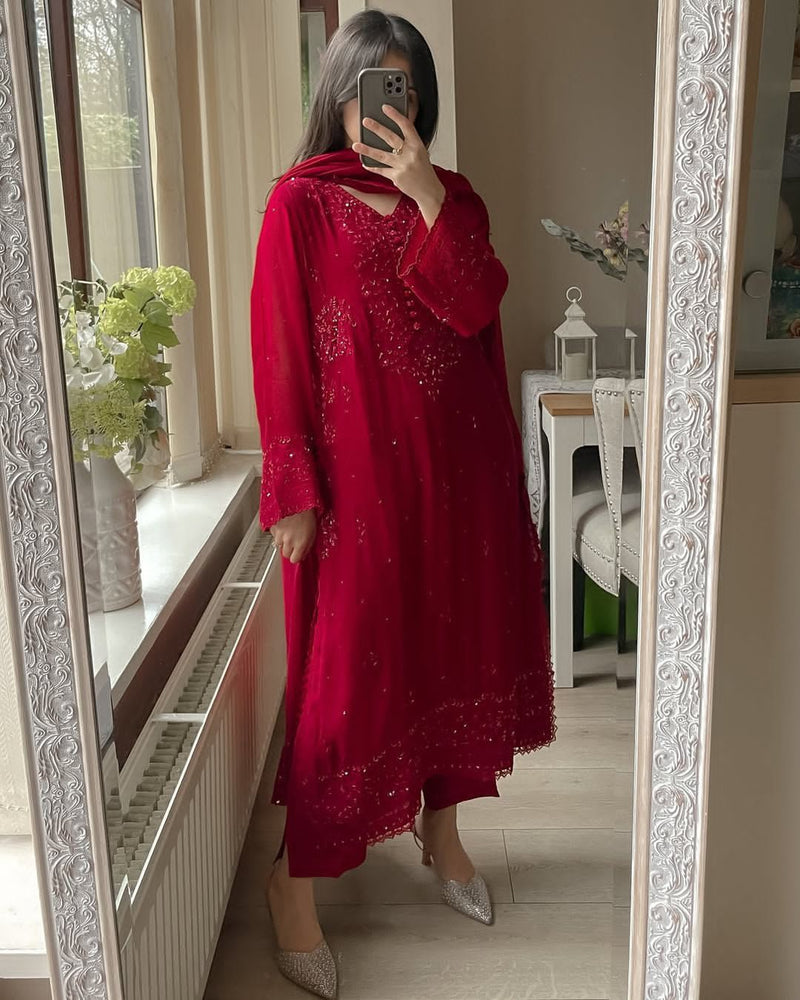 LG 2002 Georgette Sequence Embroidery Work Traditional Suits