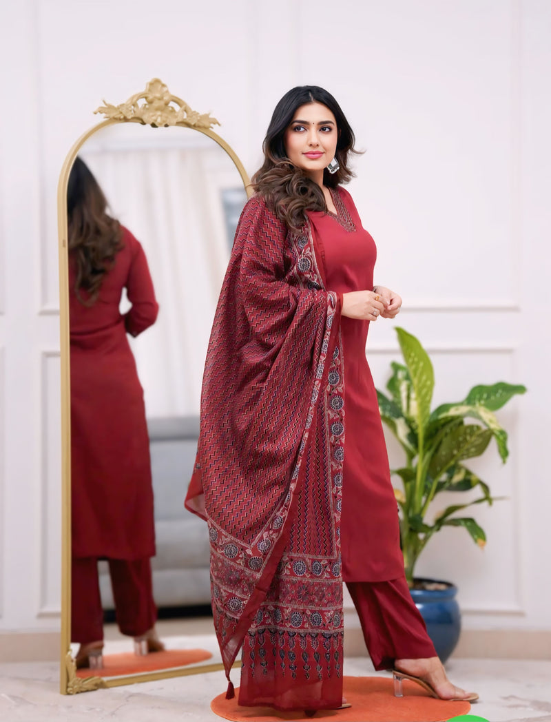Sanskriti 8989 Parampara Silk With Sequence Embroidery Work Kurti
