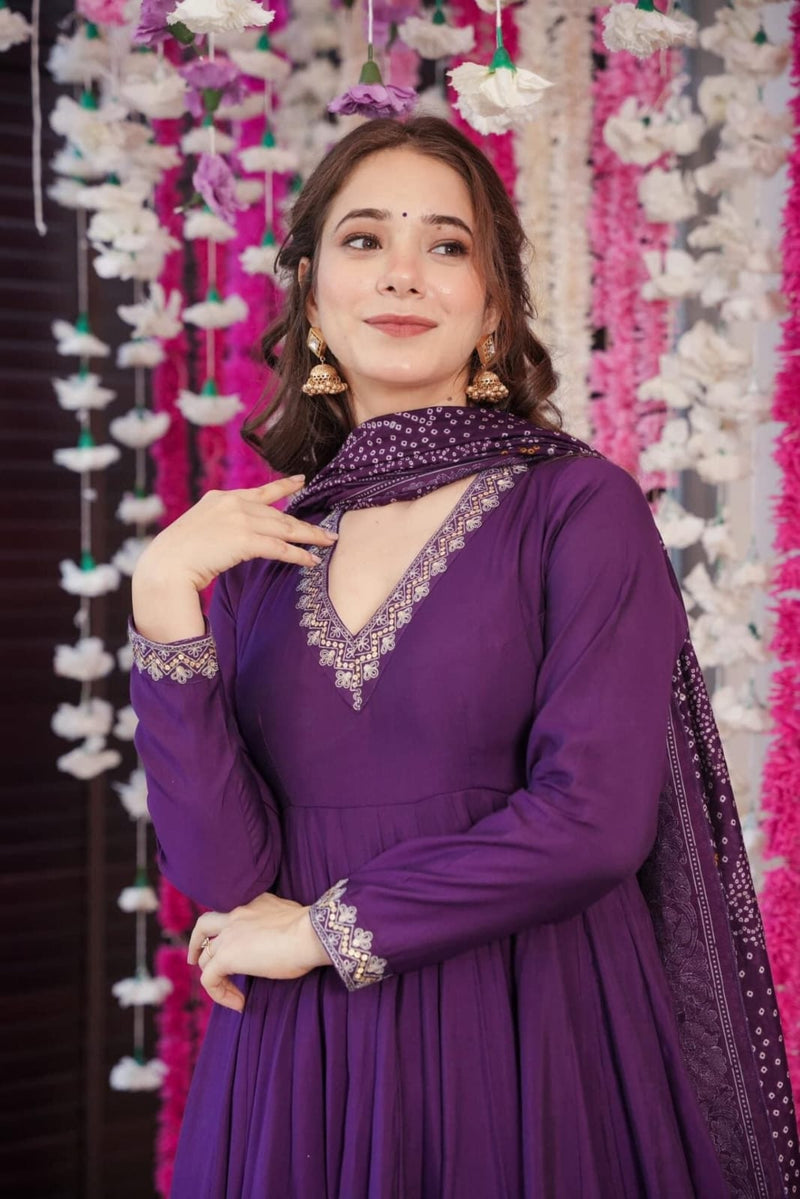Sanskriti 8987 Pure Viscose Chanderi Work Kurti