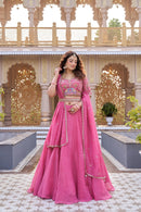 RM 160 A Heavy Embroidery Moti Sequence Thred Work Lehenga