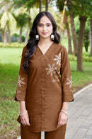 Diva 122 A Heavy Rayon Multi Embroidery Thread Work Co Ords Set