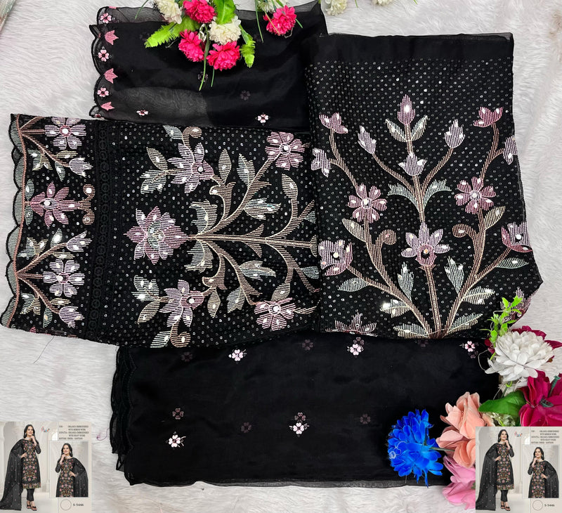 Shree S 5446 Organza With Heavy Embroidery Worked Pakistani Suits